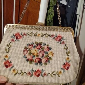 Floral Embroidered Women's Bag
